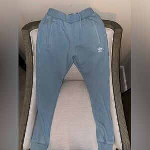Women’s adidas cuffed sweatpants size small